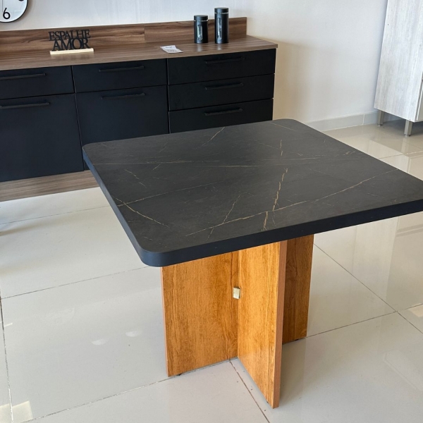 *Mesa Marmorizada 090x090 + 4 cadeiras - TEXAS Marmore Preto