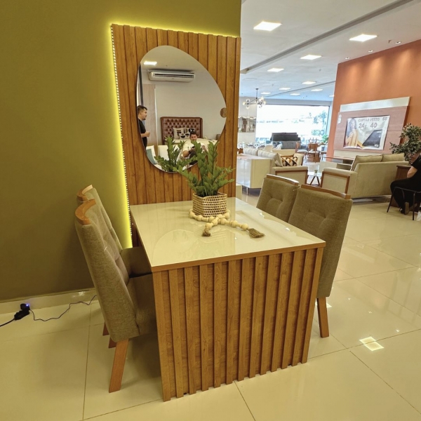 *Mesa com painel ripado Colonia C/Espelho + 4 Cadeiras - Cadeira porto Marrom Acinzentado